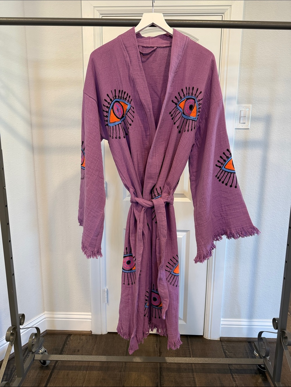 NWOT Purple Eye-Print Cotton Robe with Tie Waist